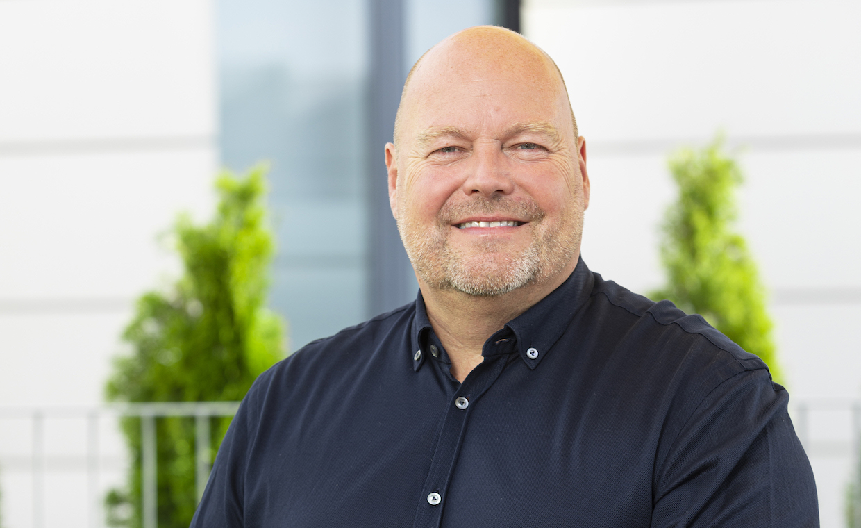 Mit Bundesliga-Sponsoring und neuer App auf den Massenmarkt – der Flatex-Chef Frank Niehage im FinanceFWD-Podcast – FinanceFWD