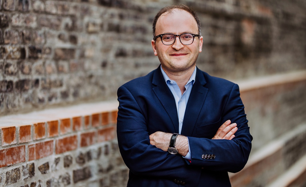 „Es war nicht der erste Versuch einer Fusion“ – Raisin-CEO Tamaz Georgadze im FinanceFWD-Podcast – FinanceFWD