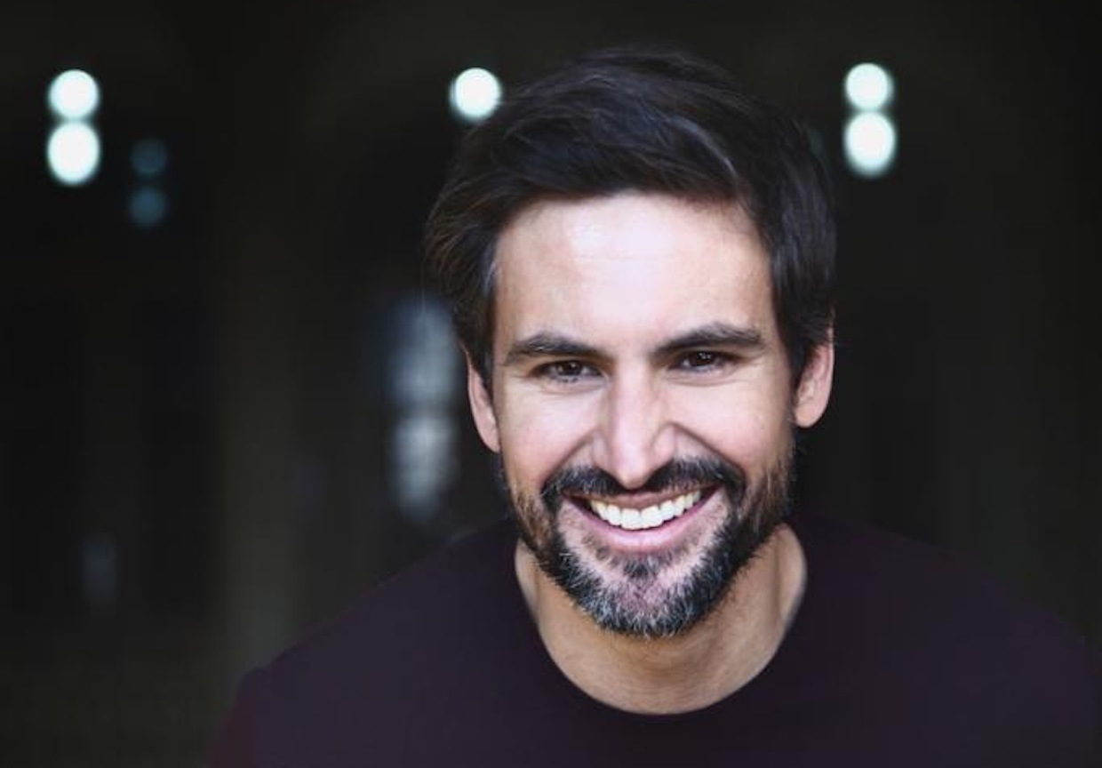 „Reichtum hat in erster Linie nichts mit Geld zu tun“ –  Schauspieler und Sänger Tom Beck im MONEY MONEY- Podcast – FinanceFWD