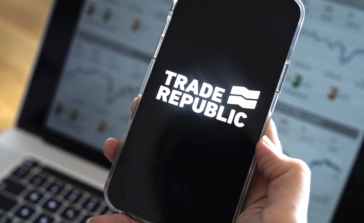 Trade Republic wechselt von Solarisbank zu Deutsche Bank – FinanceFWD