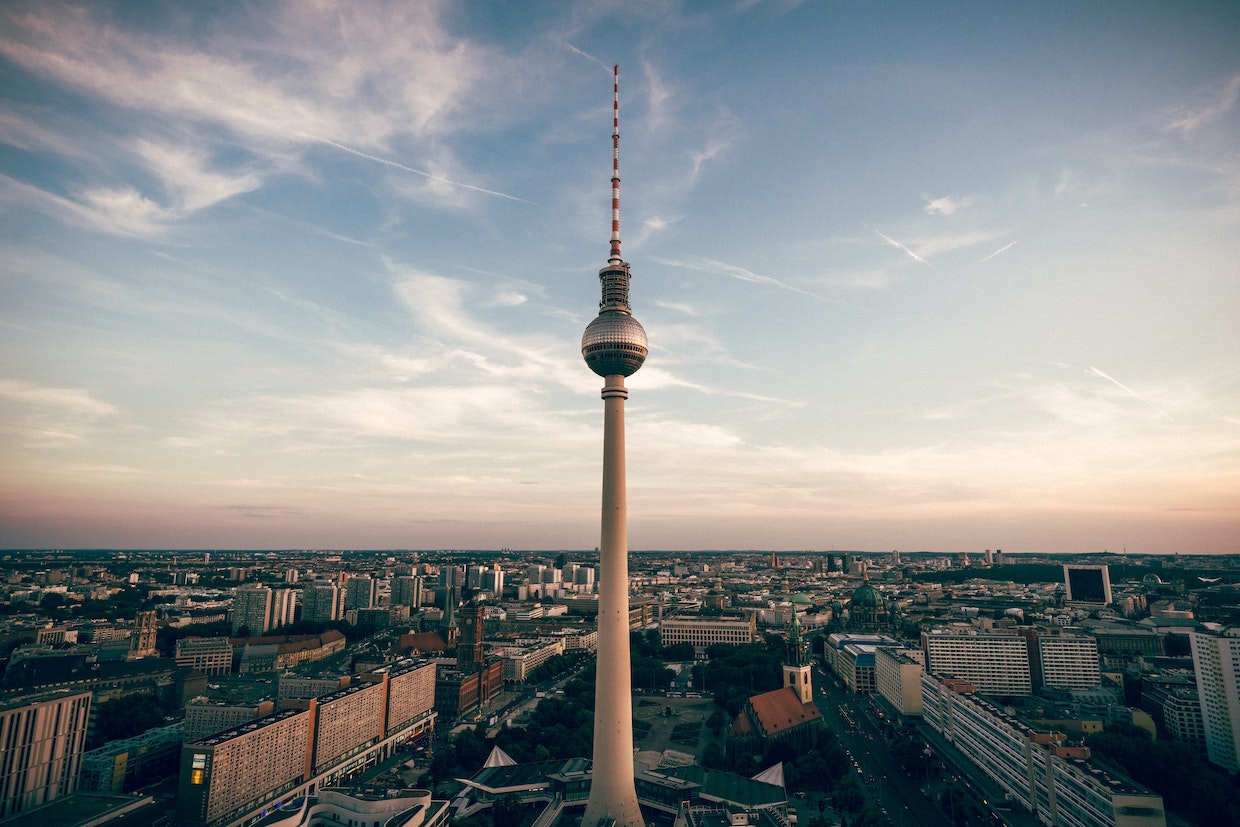 Zu schnell zu groß? Die Mitarbeiter-Zahlen deutscher Neobanken – FinanceFWD