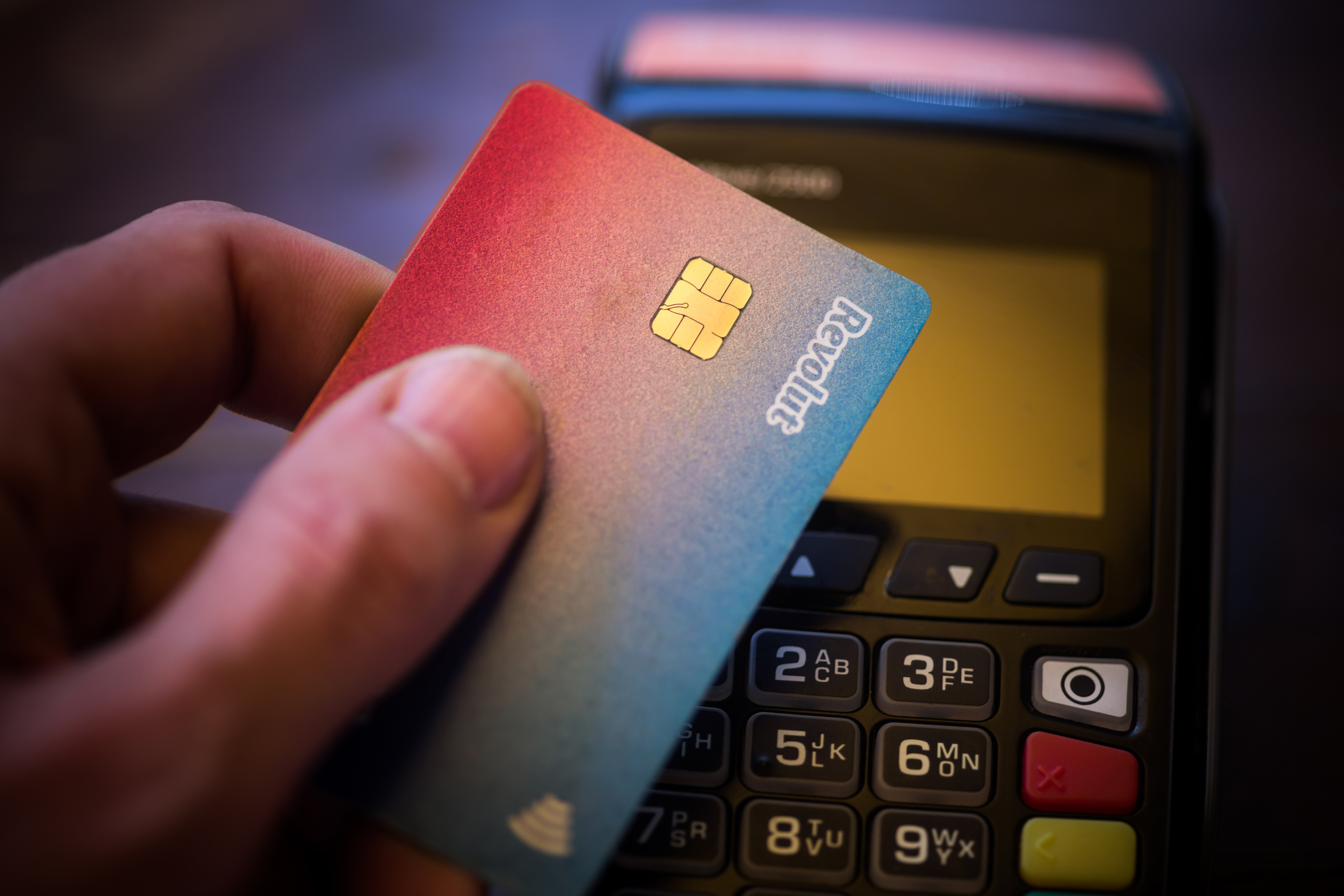 Betrugsopfer fühlen sich von Revolut alleingelassen – FinanceFWD