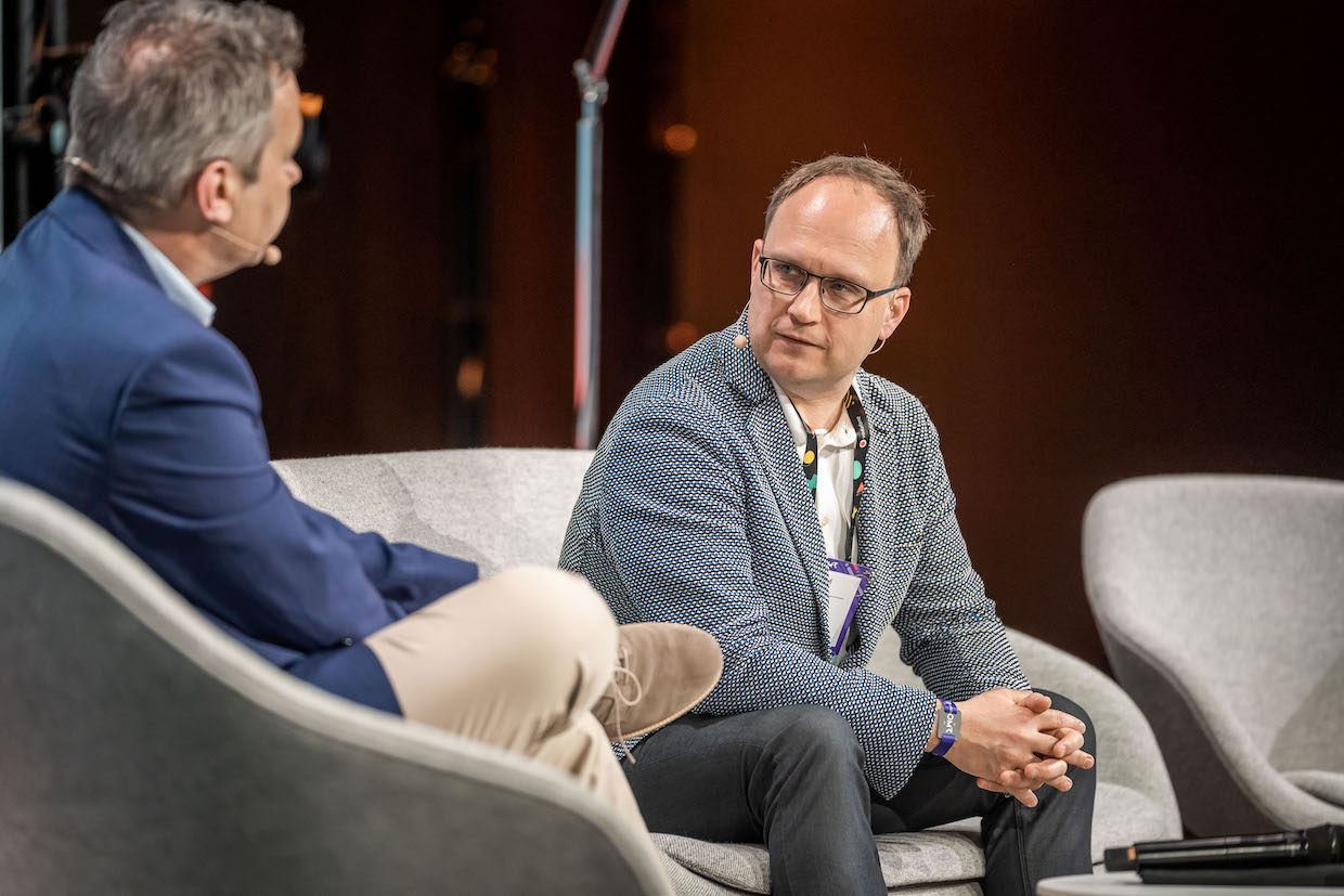 „Man sollte nicht nach der Traumwohnung im Szenekiez suchen“ – Hypoport-CEO Ronald Slabke im FinanceFWD-Podcast – FinanceFWD