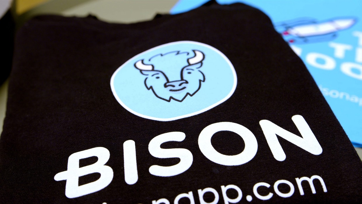 Aufregung um AGB-Änderungen: Darf Bison die Coins der Kunden staken? – FinanceFWD