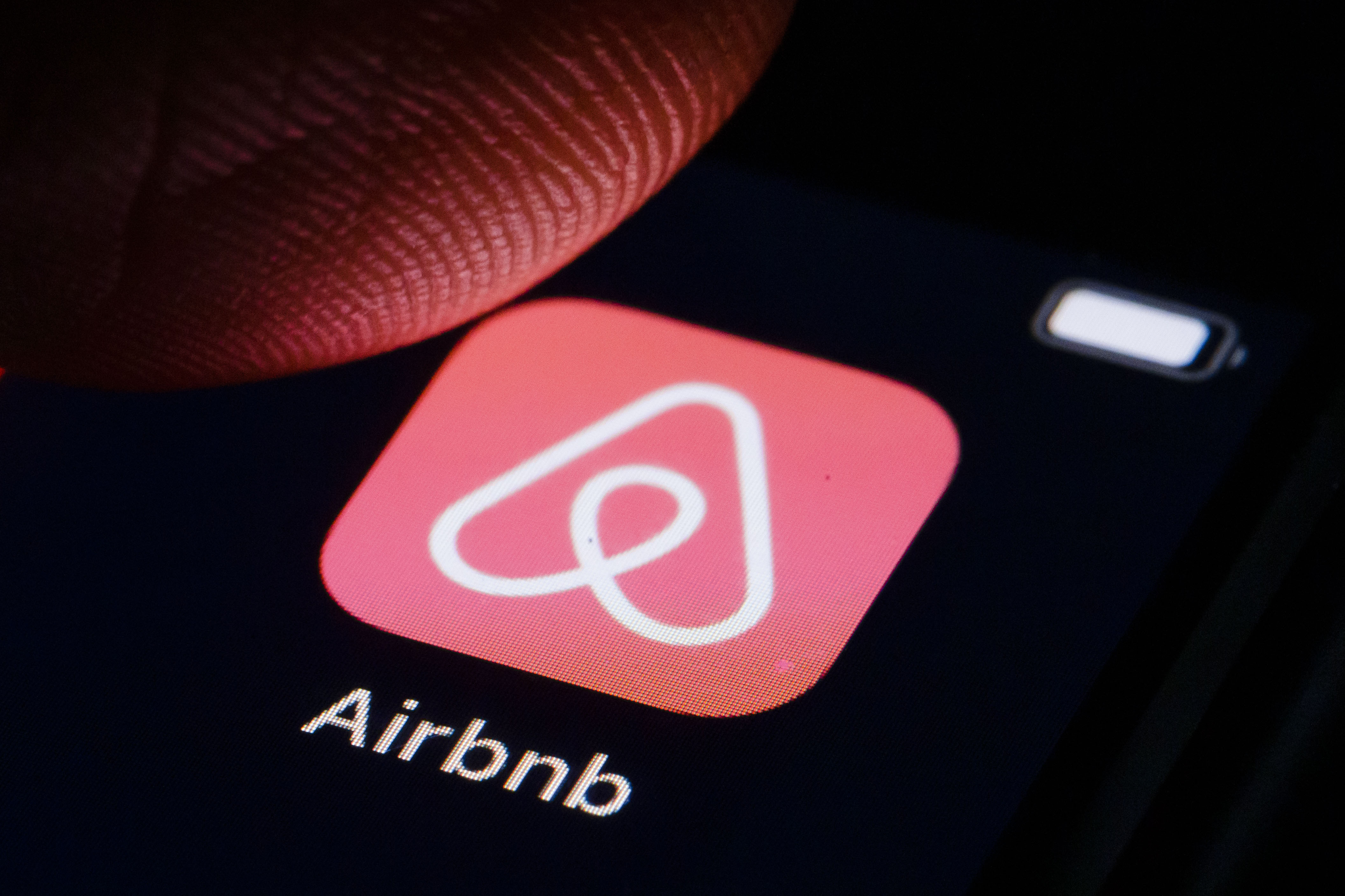 Airbnb verdient halbe Milliarde Dollar als Bank – FinanceFWD