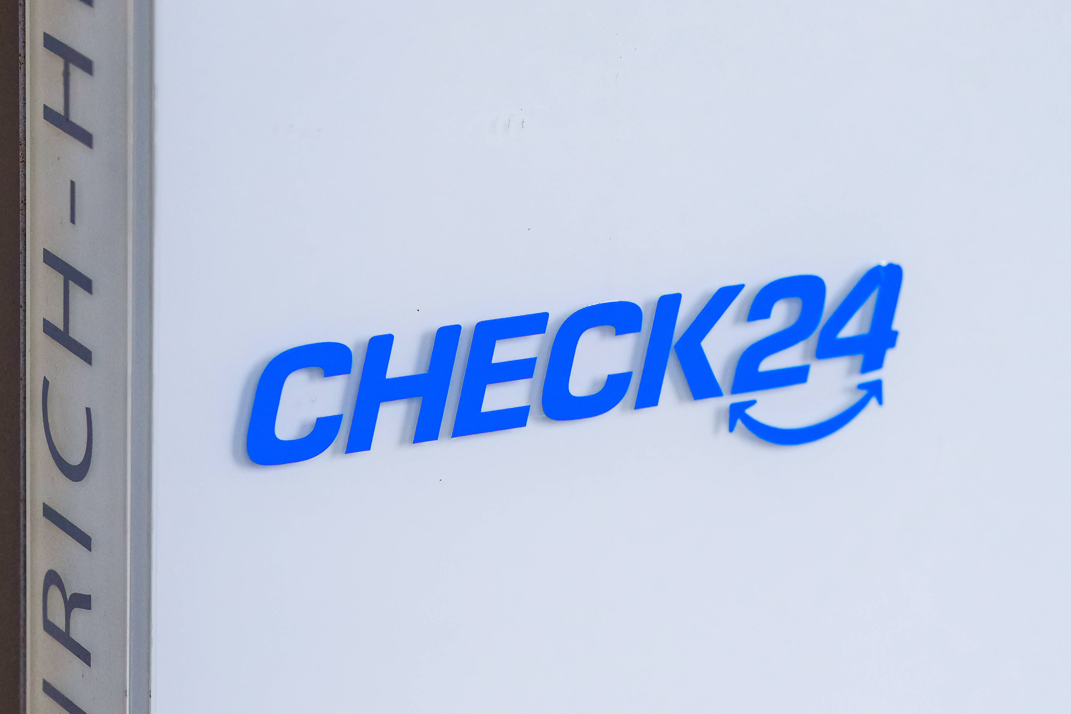 Diskriminierungsvorwürfe gegen Check24 – FinanceFWD