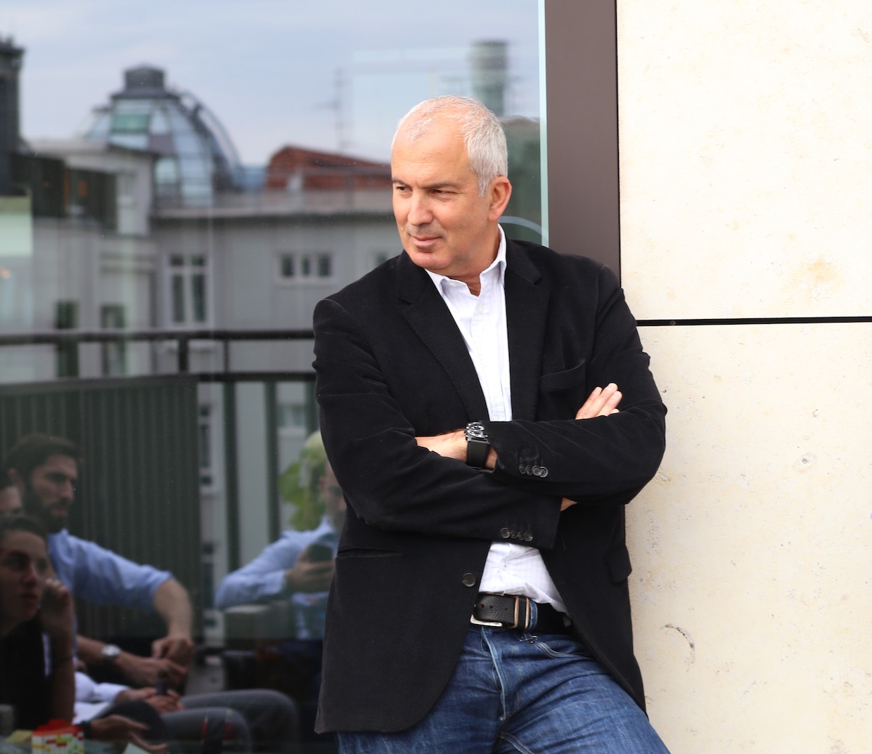 Der einsame Kampf des Eran Davidson – FinanceFWD