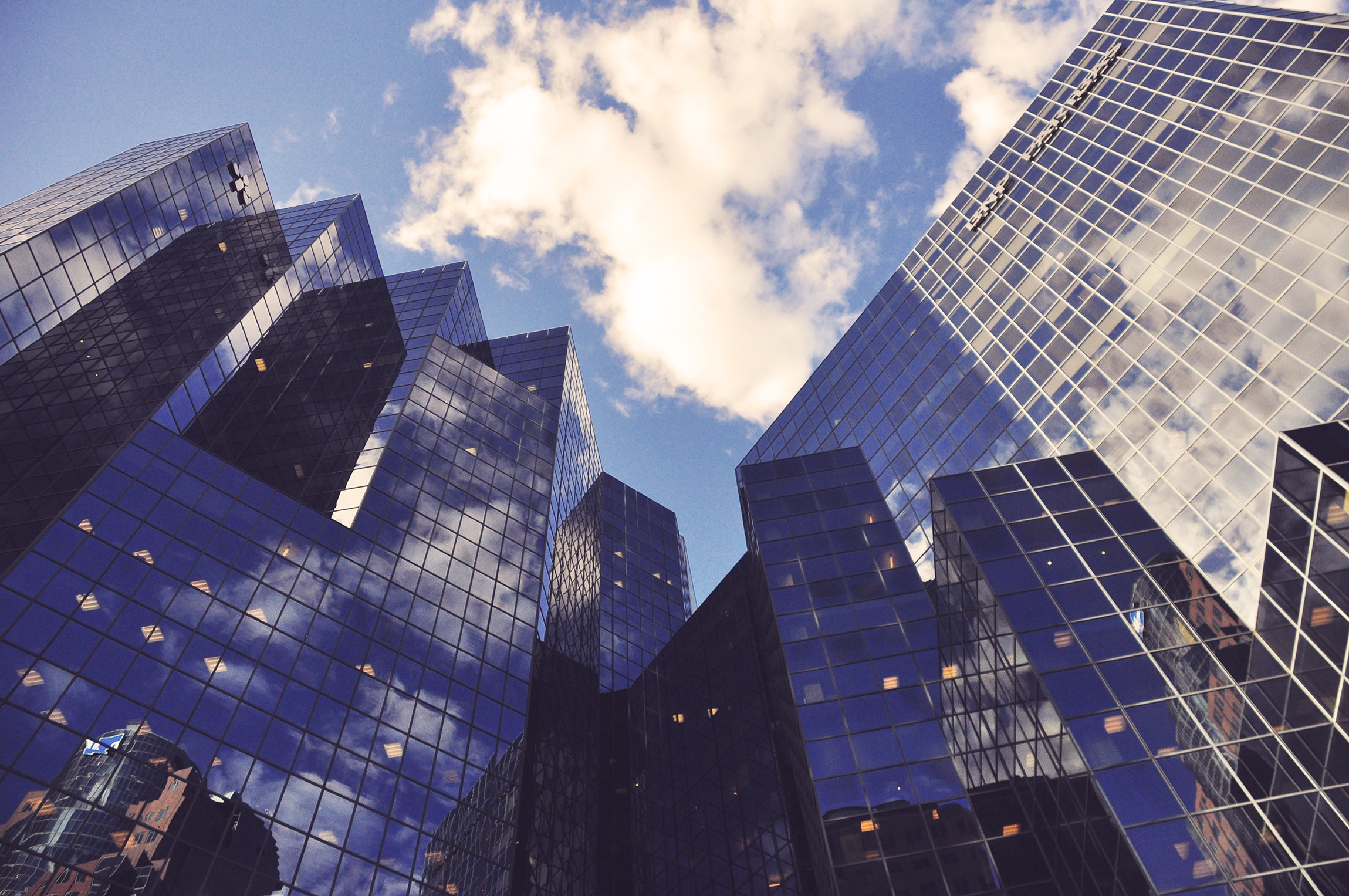 Warum Banken und Fintechs partnern müssen – und sollten – FinanceFWD