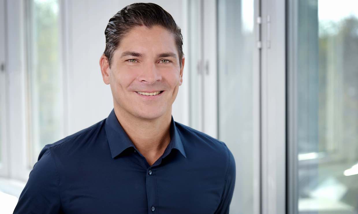 „Mithilfe von KKR wollen wir nun die Welt erobern“ – Heidelpay-Gründer Mirko Hüllemann im FinanceFWD-Podcast – FinanceFWD