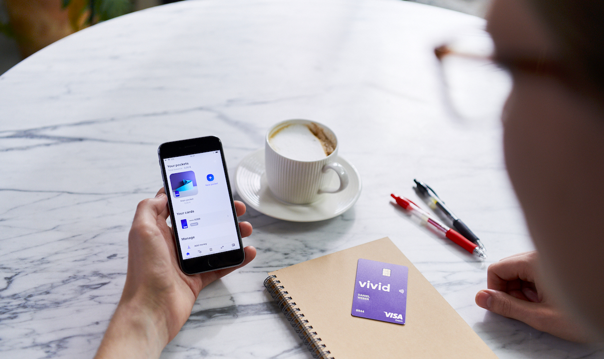 Vivid startet mit Aktienhandel – FinanceFWD